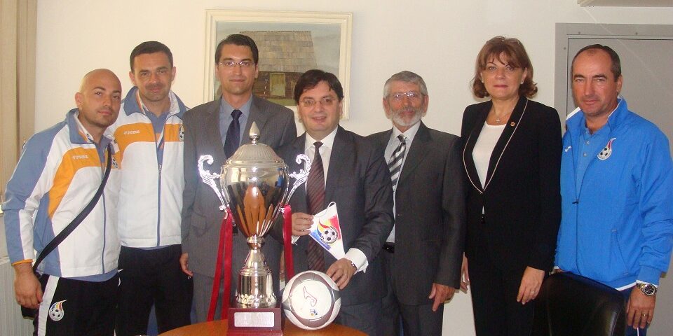 Performanţele minifotbalului românesc au produs ecouri puternice în sportul românesc