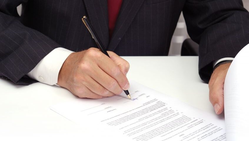 Proiectul de modificare a Hotărârii de Guvern 1447/2007. Interese sau normalitate?