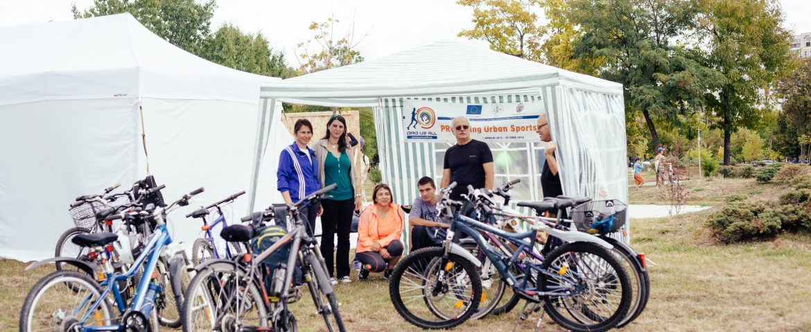 Familia mea: Eu, Mama, Tata și BICICLETA