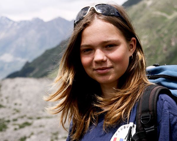 Crina Coco Popescu, desemnată “Cea mai de succes tânără alpinistă din lume”