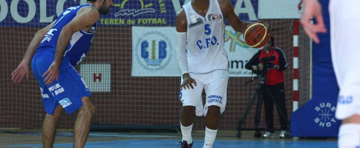 Surpriză mare în Cupa României la baschet: Rovinariul a eliminat Asesoftul și s-a calificat în finală