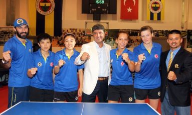 O româncă, la un pas de câştigarea Ligii Campionilor la tenis de masă! Eliza Samara şi Fenerbahce Istanbul s-au calificat în finală