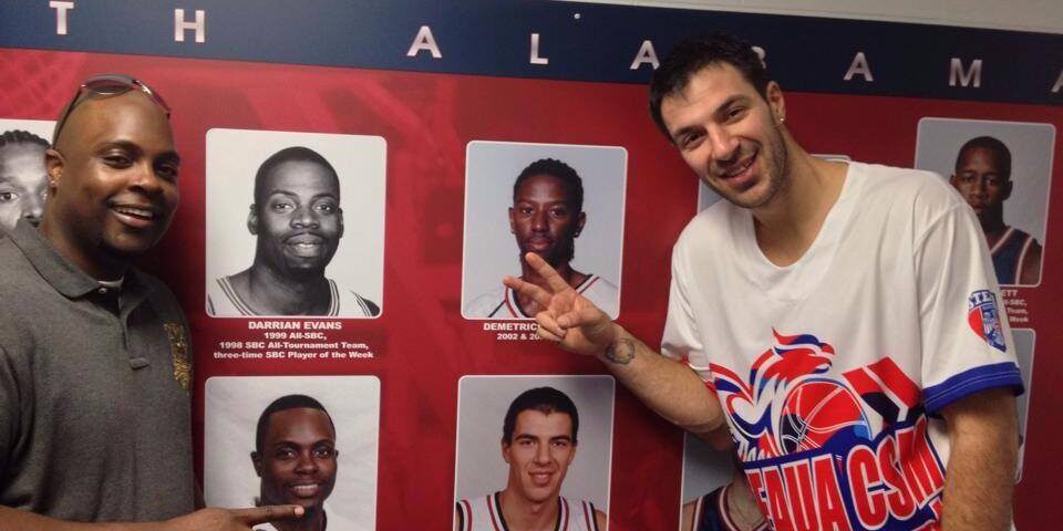 Virgil Stănescu, inclus în galeria legendelor Universităţii South Alabama