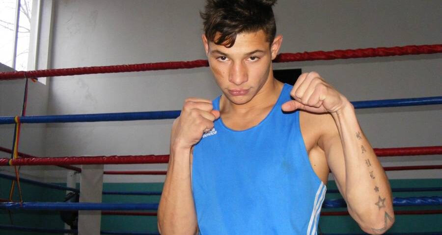 Nicușor Ciobanu s-a calificat în optimi la CM de box pentru tineret