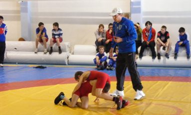 Mangalia va găzdui C.N. de lupte pentru copii 3