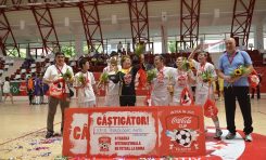 Un liceu din Craiova şi unul din Bucureşti au câştigat Cupa Coca Cola 2014