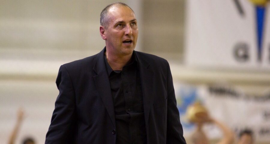 Marcel Ţenter va antrena în Ungaria! Tehnicianul naţionalei de baschet a României a semnat pe doi ani cu Alba Fehervar