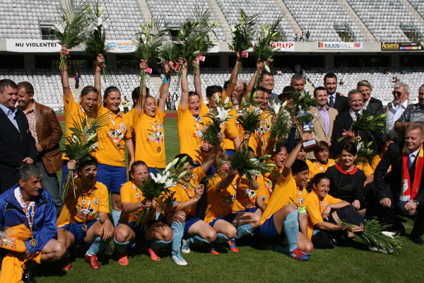 Olimpia Universitatea Tehnică Cluj e din nou campioană naţională la fotbal feminin