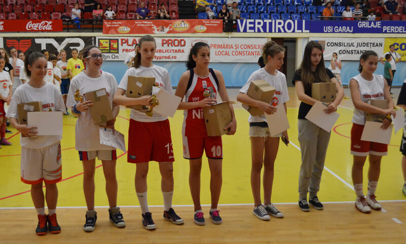 Baschet: S-au decis campioanele U14 la feminin şi la masculin
