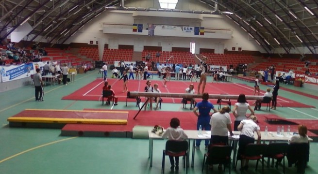 Gimnastică: La Oneşti vor avea loc C.N. pentru echipe – juniori I şi II