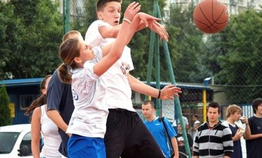 Turneu de streetball la "Zilele Municipiului Câmpulung"