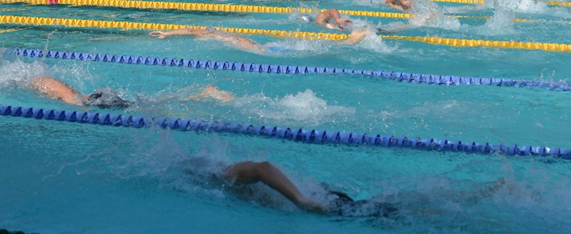 Înot: Alex Coci ratează pentru numai șase sutimi prezența în semifinalele Europenelor la 100 metri fluture