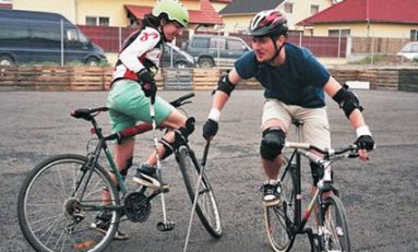 Bike polo, un fenomen care ia amploare