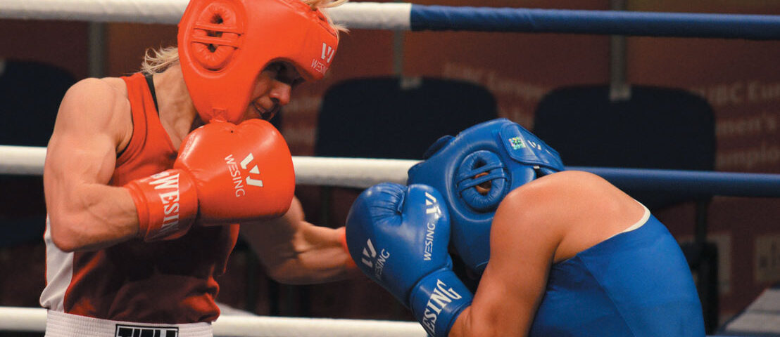 Trei pugiliste românce, eliminate în sferturile Mondialelor