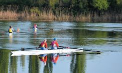 Pe valurile succesului