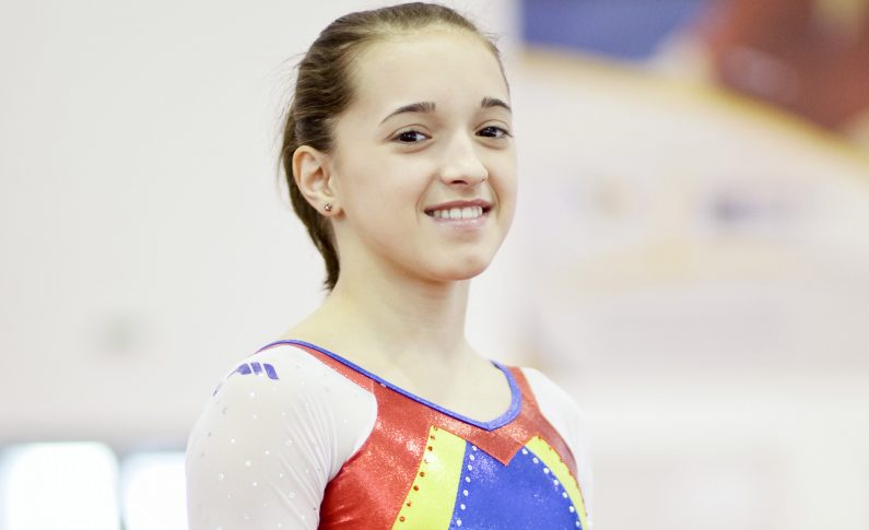 Larisa Iordache se impune în 3 din 4 finale la Naționalele de gimnastică