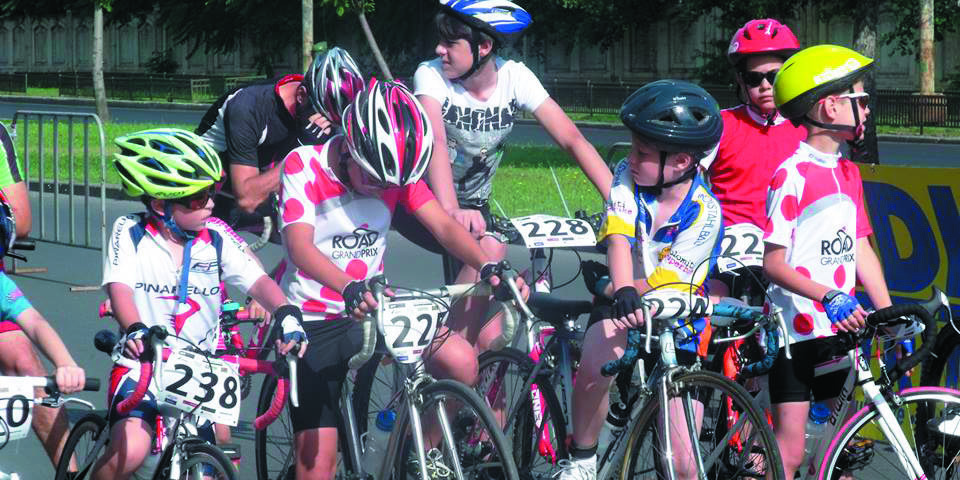 Pedalând spre podium