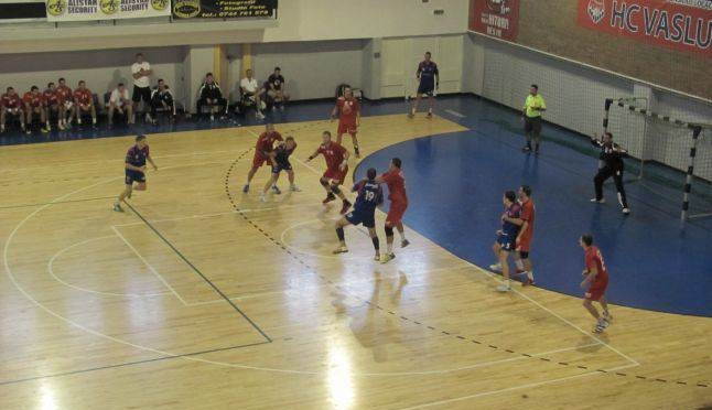 Dinamo învinge Steaua la Cupa Municipiului Vaslui