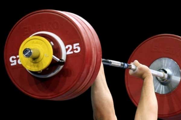 Halterofilul Robert Manea, locul 4, în prima zi a Jocurilor Olimpice ale Tineretului