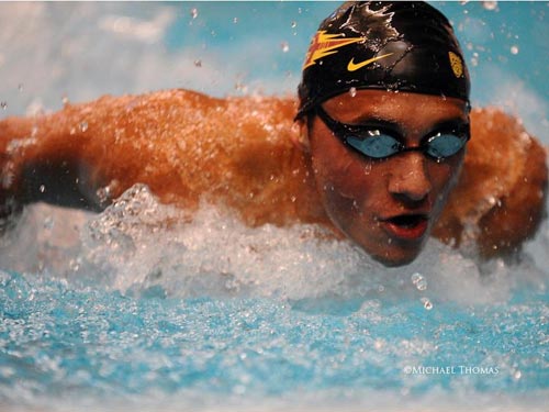 Înot. Alexandru Coci ratează prezența în semifinalele europene la 50 metri fluture. S-au desemnat primele medalii