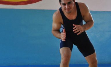 Vlad Vasile Caras, calificat în finala pentru locurile 3-5 la Mondialele de lupte din Croația