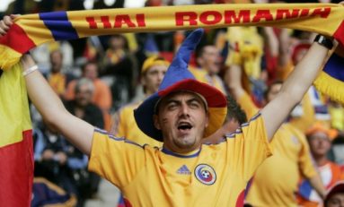 Imnul echipei naţionale şi al suporterilor, compus şi interpretat de trupa Iris