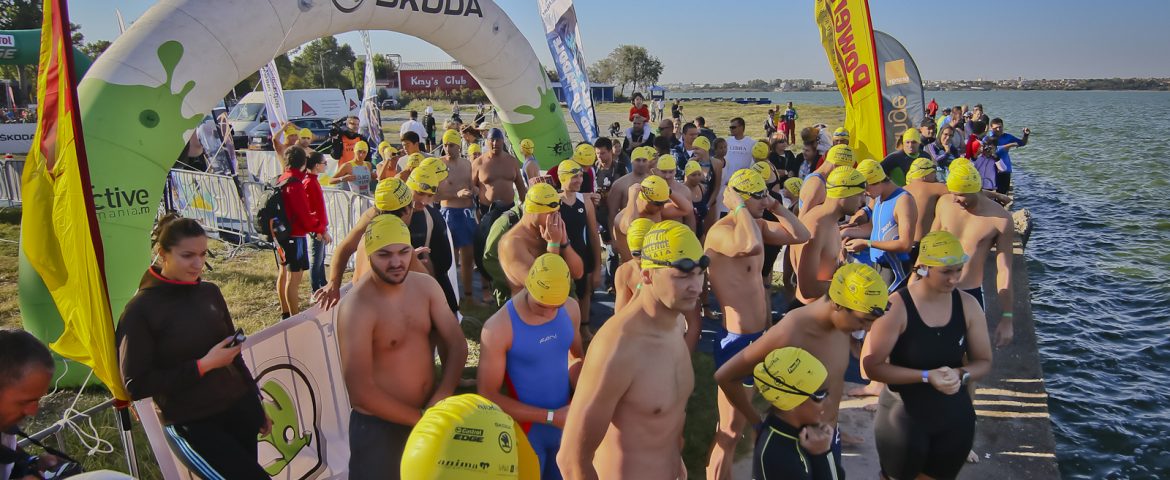 Pe bicicletă, înot şi în pas alergător, hai la primul triatlon! Accepţi provocarea?