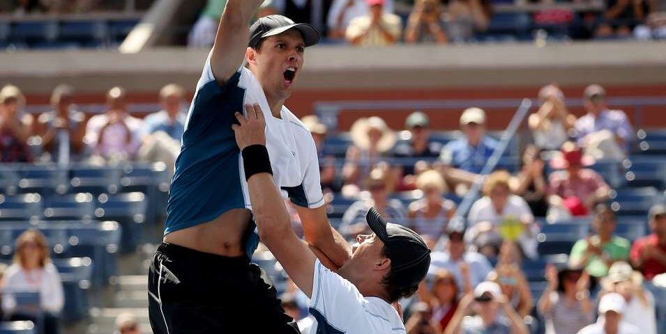 Frații Bryan înving la US Open și ajung la 100 de turnee câștigate în carieră
