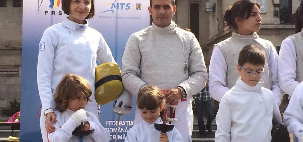 Caravana scrimei româneşti, spectacol în Craiova