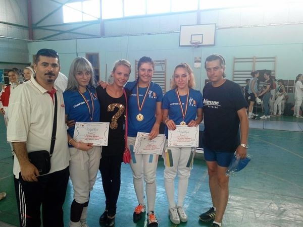 Junioarele de la CS Dinamo sunt noile campioane naționale de spadă
