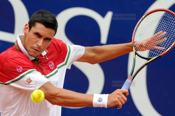 Victor Hănescu, în sferturile challengerului de la Alphen