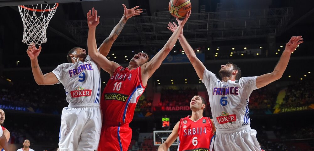 Serbia învinge Franța și va juca marea finală a Mondialelor de baschet împotriva SUA