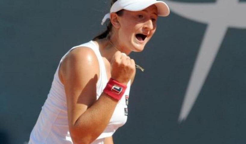 Irina Begu, în semifinalele turneului de dublu de la Tashkent