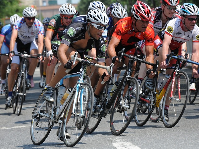 Zece cicliști români participă la Mondialele de șosea din Spania