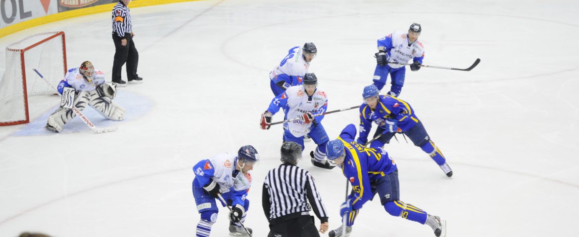 Corona Brașov, prima victorie în Liga Mol