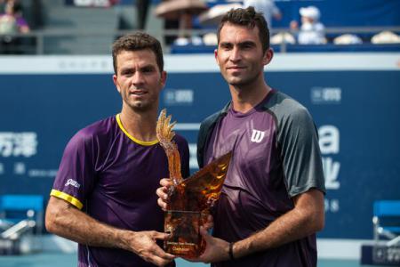 Tecău și Rojer, campioni la Shenzhen