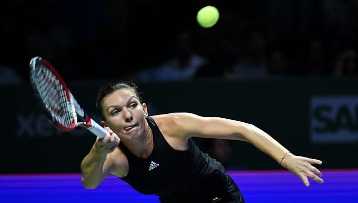 Halep o învinge pe Serena Williams în al doilea meci de la Singapore