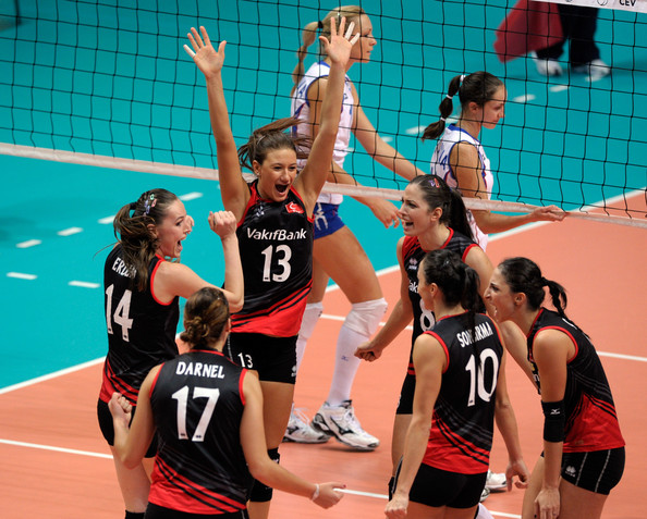 Turcia învinge Rusia la Mondialele feminine de volei din Italia