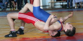 11 luptători români în căutarea medaliilor