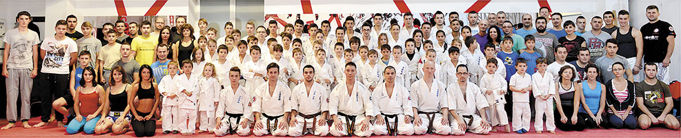 Când ataci, în timp ce te aperi…