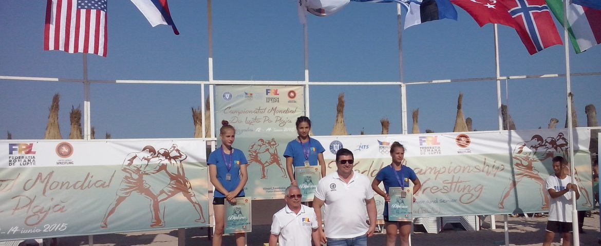 Șapte medalii, dintre care trei de aur, în prima zi a Mondialelor de lupte pe plajă de la Mangalia