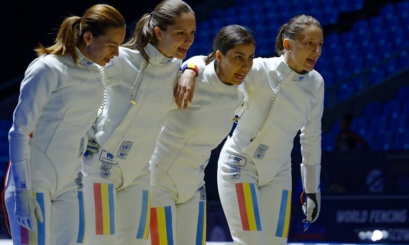 Argint mondial pentru echipa feminină de spadă a României