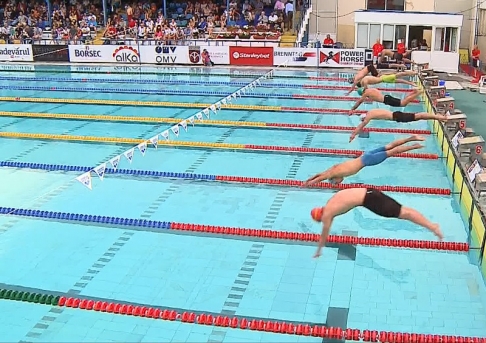 Trei victorii ale înotătorilor noștri la Internaționalele României de la noul bazin Dinamo