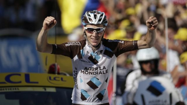 Prima victorie în Turul Franței pentru Romain Bardet, care avansează în Top 10
