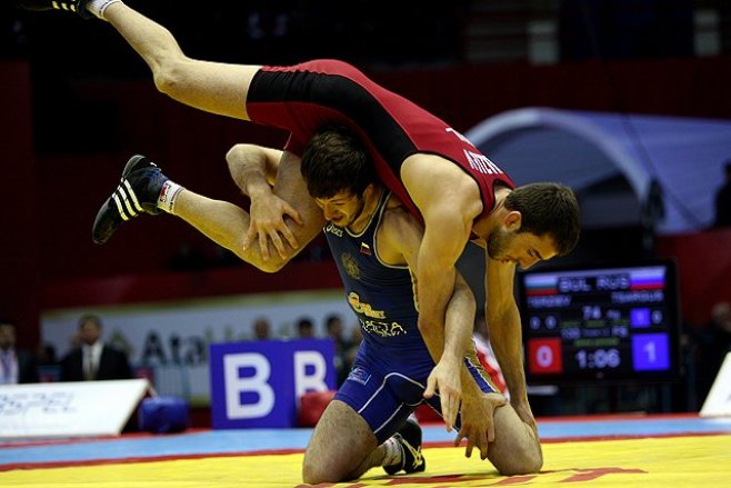 Artiom Postica pierde în recalificări la Europenele de lupte cadeți din Serbia