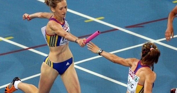 Ștafeta feminină de 4×100 ratează calificarea în finala mondială