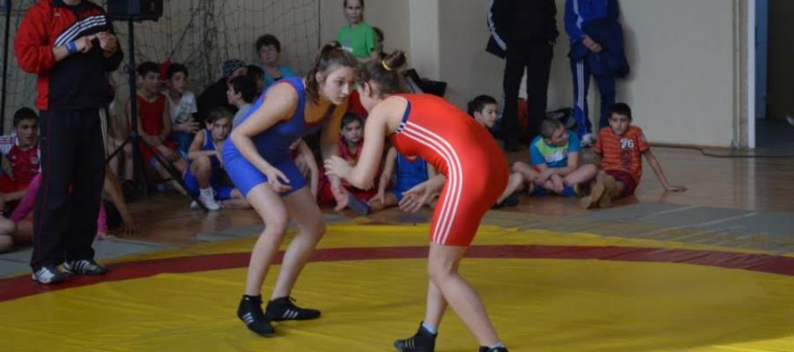 Ștefania Priceputu luptă pentru bronzul mondial al categoriei 46 kilograme