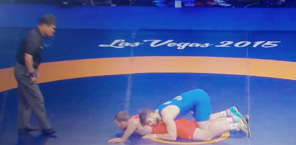 Trei luptători români, departe de podiumul Mondialelor