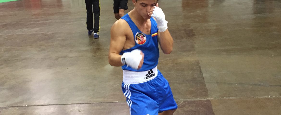 Cosmin Girleanu va boxa pentru aurul mondial la juniori. Alberto Biro rămâne cu bronzul