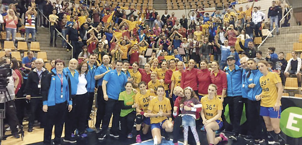 Handbalistele naţionalei, premiate de COSR